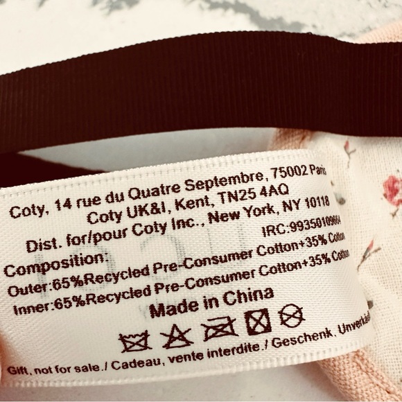 GUCCI Bloom Quilted Sleep Mask - Picture 6 of 8